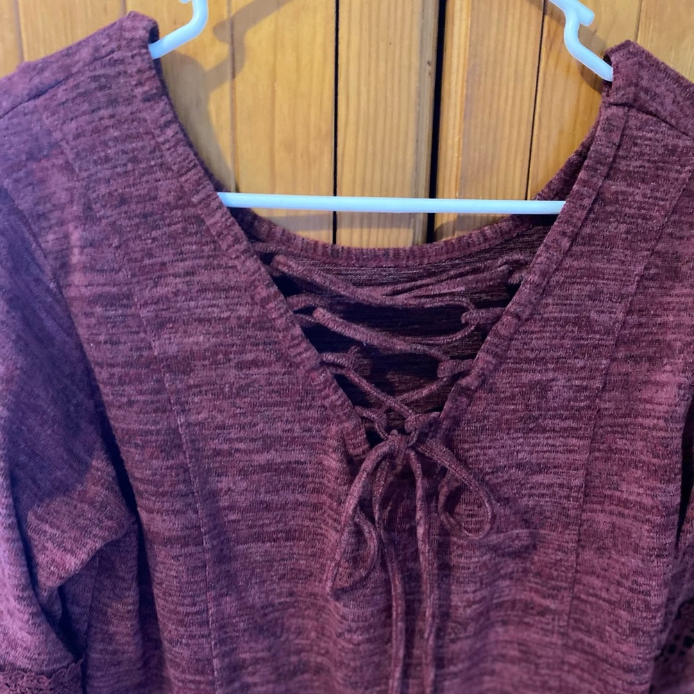 Adorable cross-back tie tunic - Picture 3 of 3
